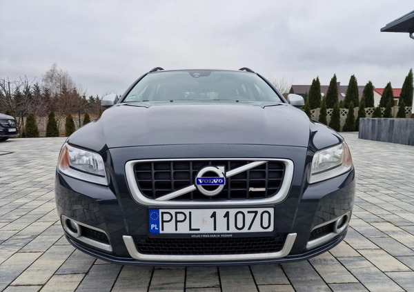 Volvo V70 cena 35900 przebieg: 166000, rok produkcji 2013 z Pleszew małe 379